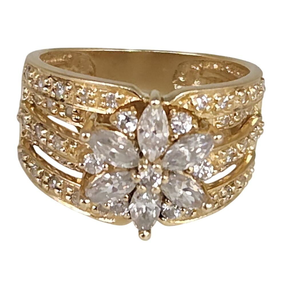 14k Yellow Gold CZ Floral Cluster Ring Size 6